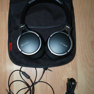 Sony MDR10R Hi-Res Stereo Wired Headphones